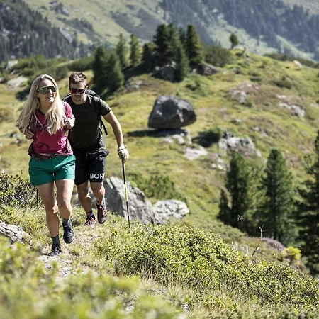 Beim Lois - Dorfblick In Zillertal, Presented By Alpenluxus Apartamento *